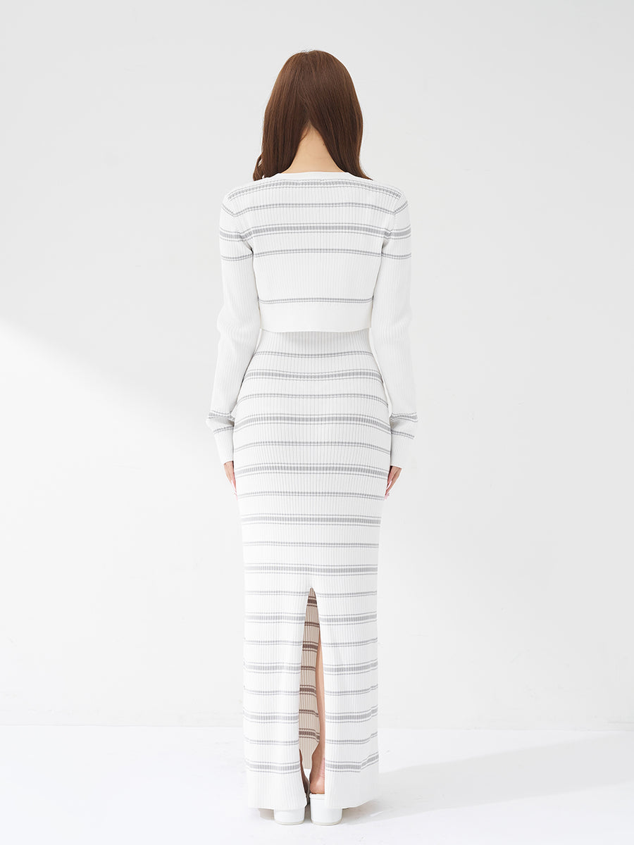 モデル：156cm（着用サイズ：FREE　着用カラー：WHT）