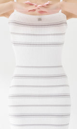 モデル：156cm（着用サイズ：FREE　着用カラー：WHT）