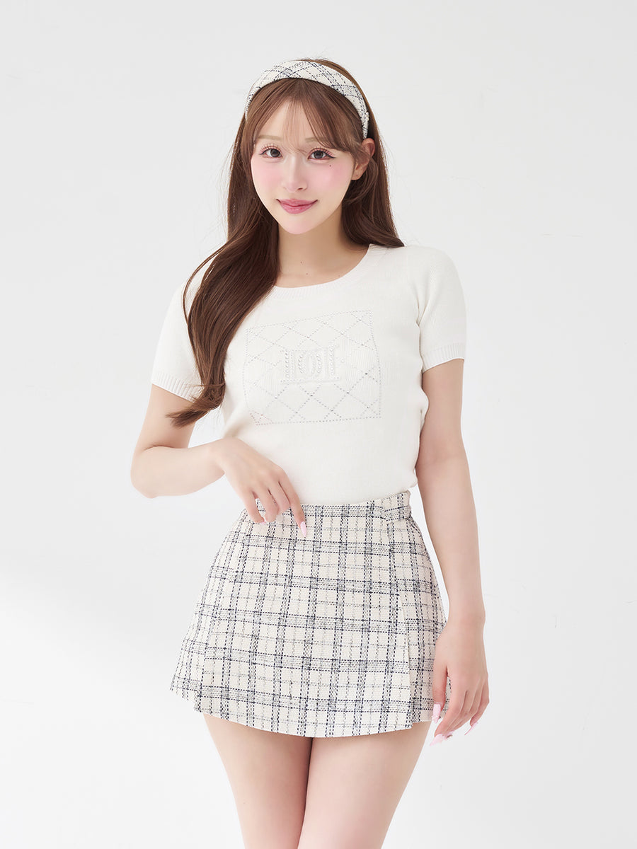 モデル：156cm（着用サイズ：FREE　着用カラー：WHT）