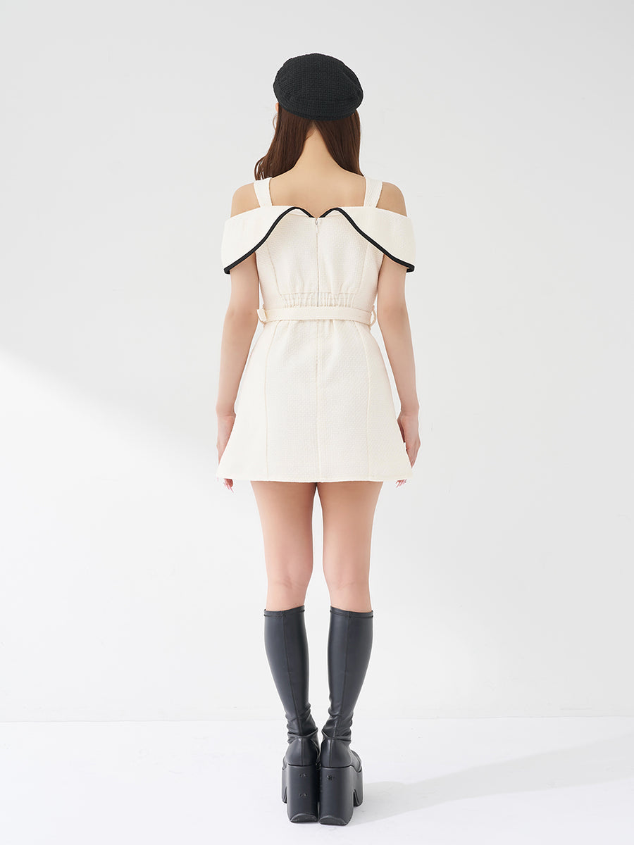 モデル：156cm（着用サイズ：FREE　着用カラー：WHT）