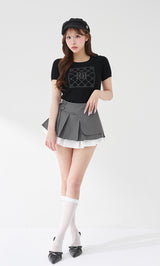 モデル：156cm（着用サイズ：FREE　着用カラー：BLK）