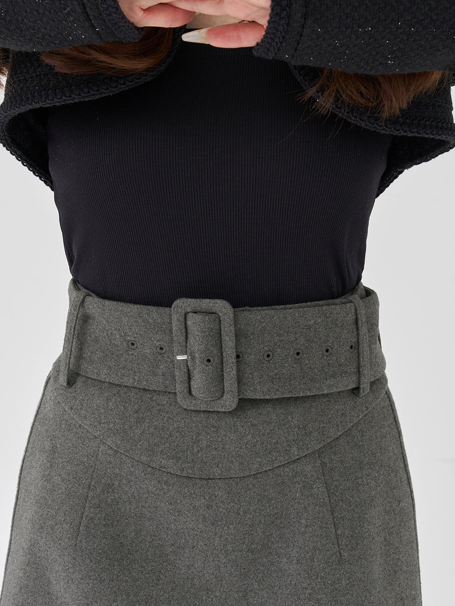 モデル：156cm（着用サイズ：FREE　着用カラー：GRY）