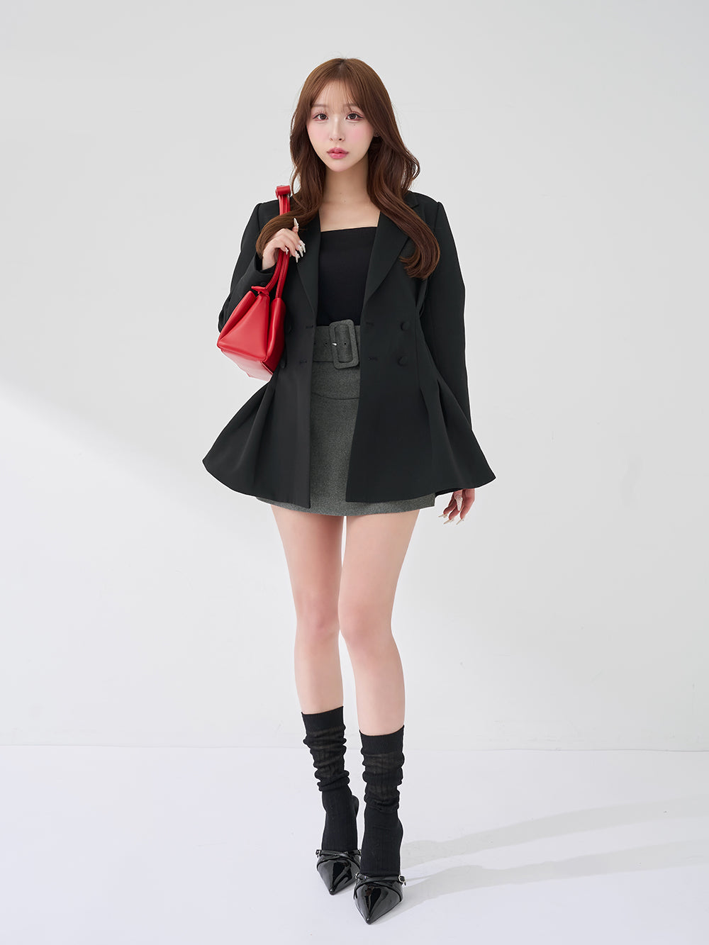 モデル：156cm（着用サイズ：FREE　着用カラー：BLK）