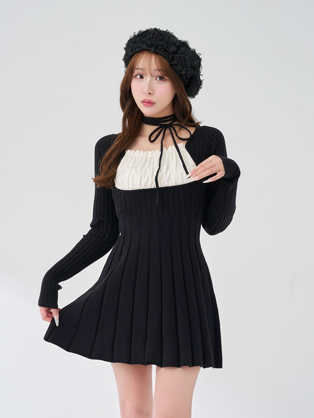 Neck Ribbon Design Flared Knit Mini Dress - blk