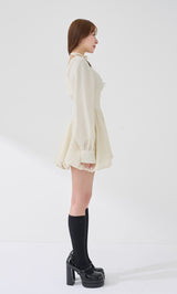 モデル：156cm（着用サイズ：FREE　着用カラー：IVO）