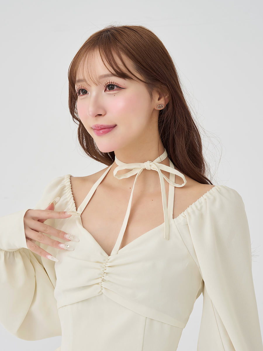 モデル：156cm（着用サイズ：FREE　着用カラー：IVO）