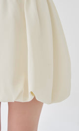 モデル：156cm（着用サイズ：FREE　着用カラー：IVO）