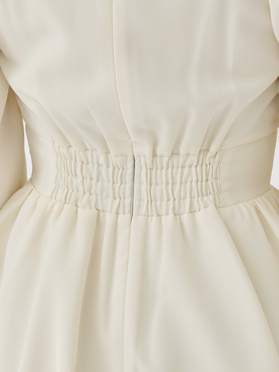 モデル：156cm（着用サイズ：FREE　着用カラー：IVO）