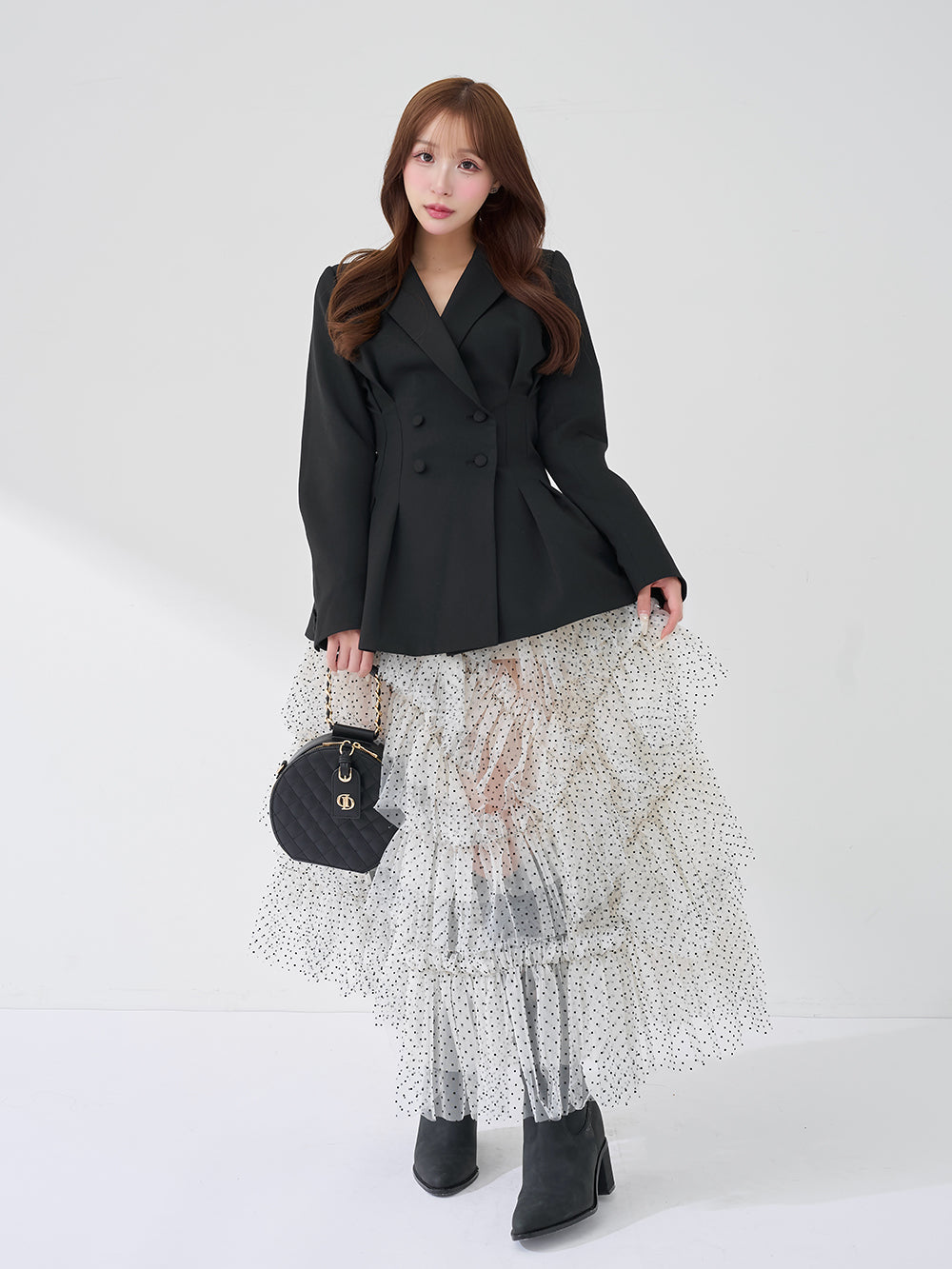 モデル：156cm（着用サイズ：FREE　着用カラー：BLK）