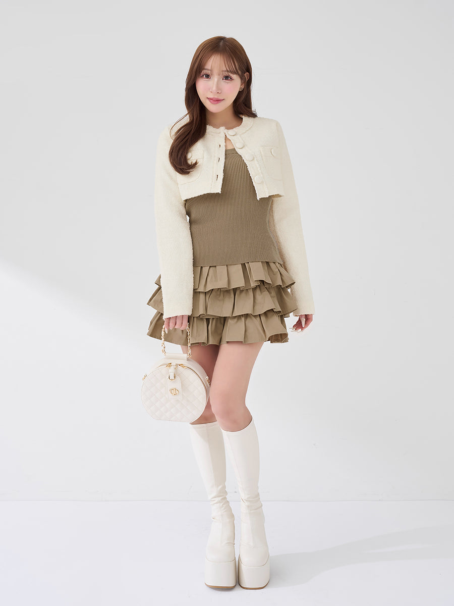 モデル：156cm（着用サイズ：FREE　着用カラー：IVO）