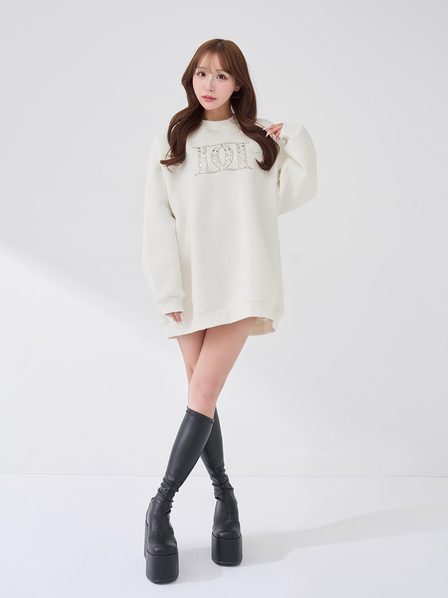 モデル：156cm（着用サイズ：FREE　着用カラー：WHT）