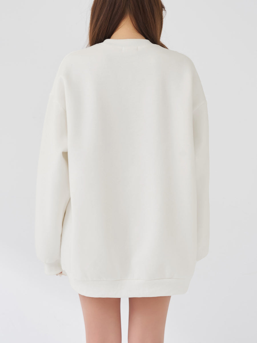 モデル：156cm（着用サイズ：FREE　着用カラー：WHT）
