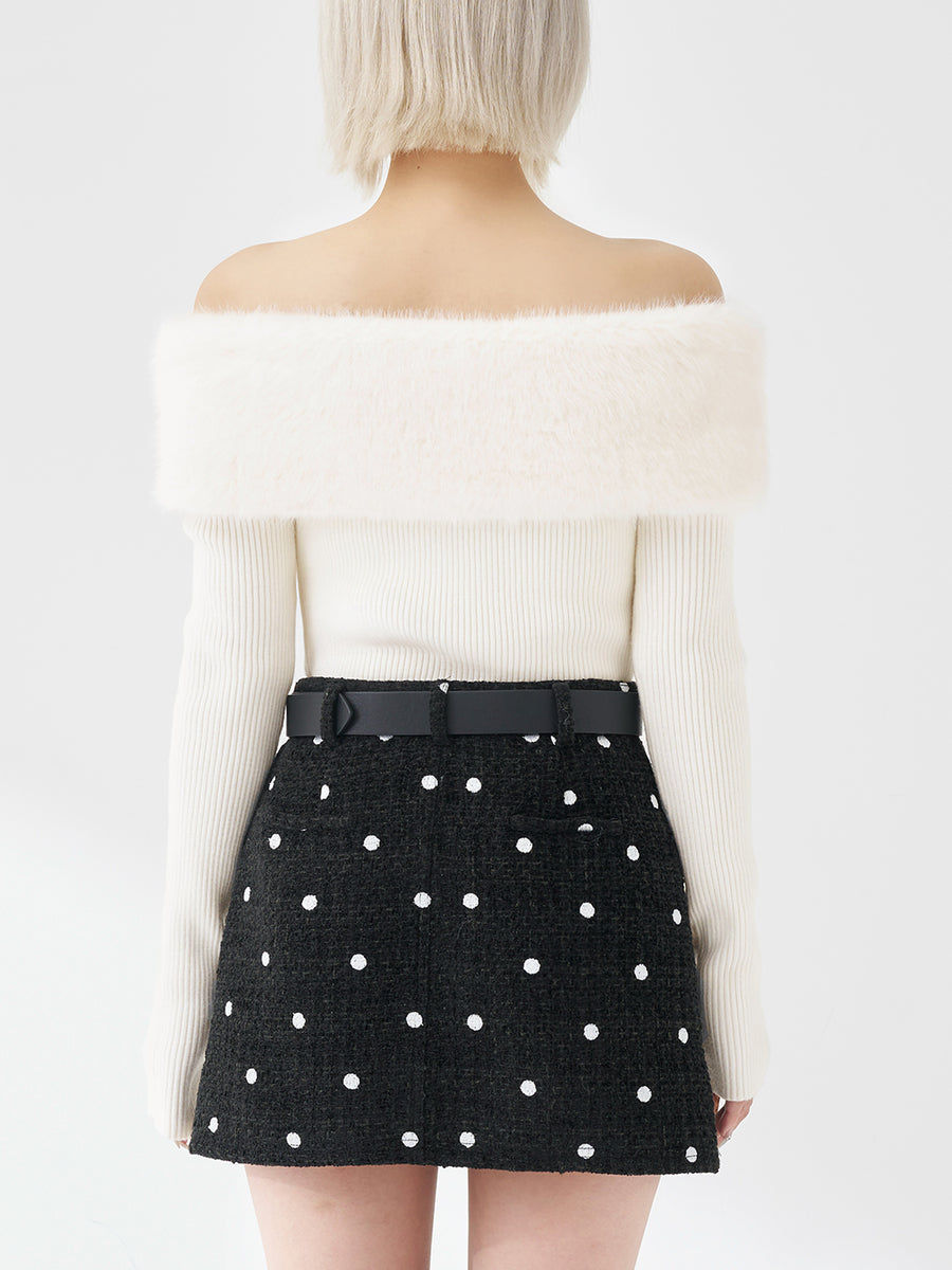 モデル：155cm（着用サイズ：FREE　着用カラー：WHT）