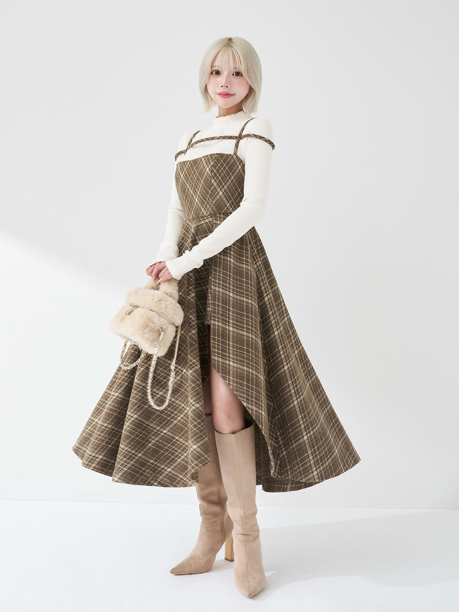 モデル：155cm（着用サイズ：FREE　着用カラー：MOC）