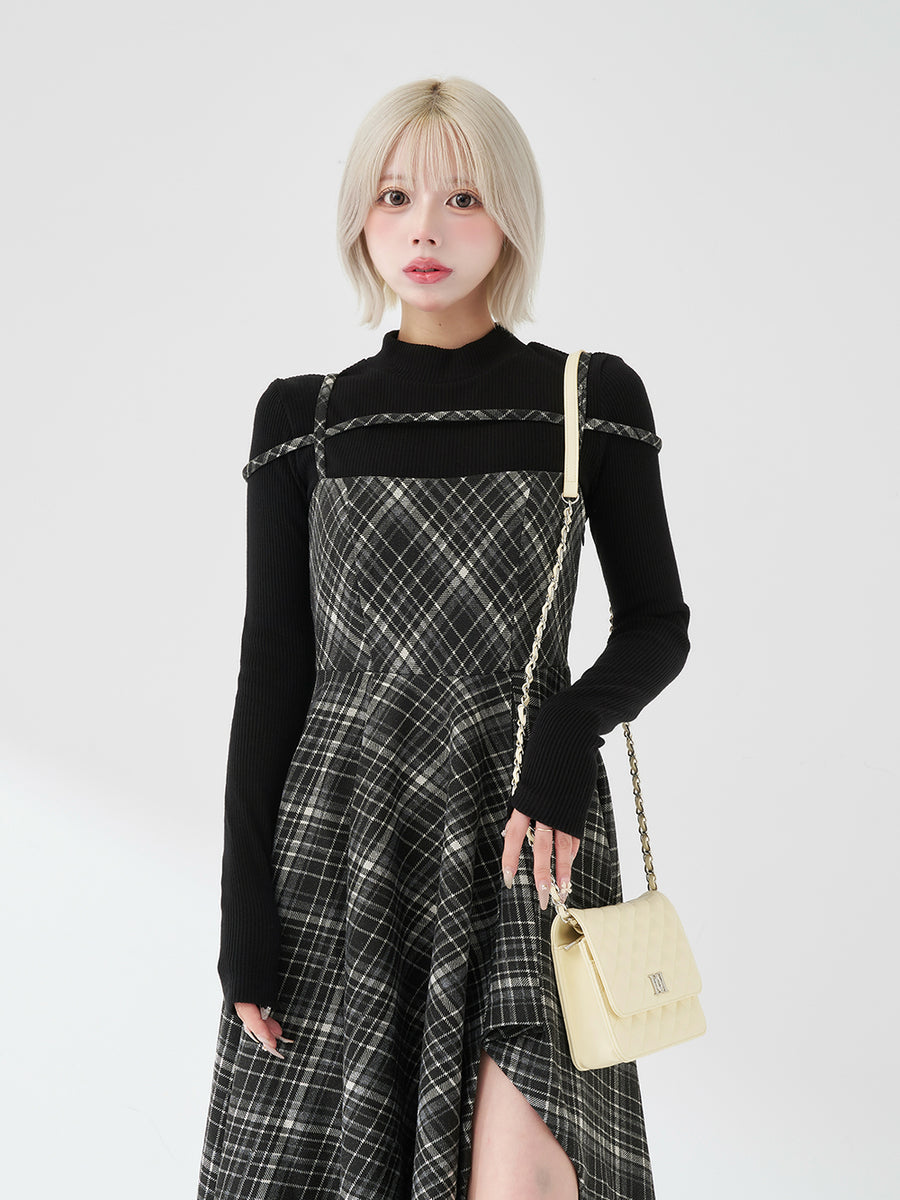 モデル：155cm（着用サイズ：FREE　着用カラー：BLK）