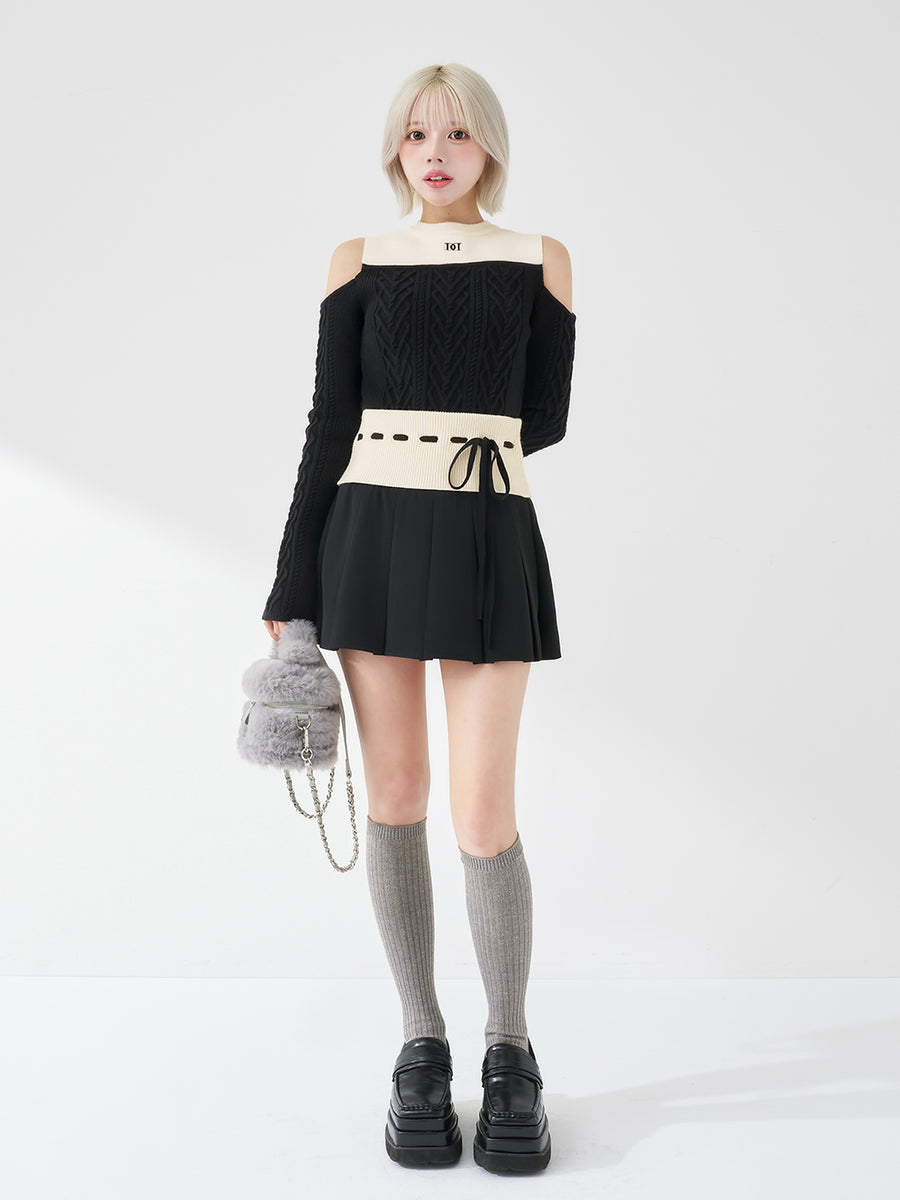 モデル：155m（着用サイズ：FREE　着用カラー：BLK）