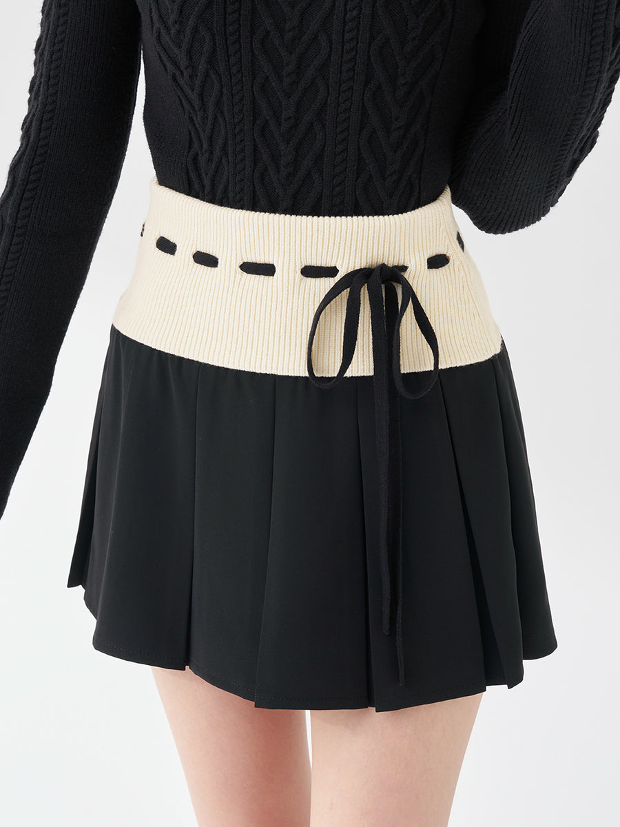 モデル：155m（着用サイズ：FREE　着用カラー：BLK）