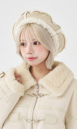 モデル：155cm（着用サイズ：S　着用カラー：IVO）