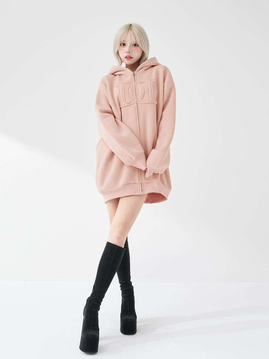 モデル：155cm（着用サイズ：FREE　着用カラー：PNK）