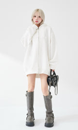 モデル：155cm（着用サイズ：FREE　着用カラー：WHT）