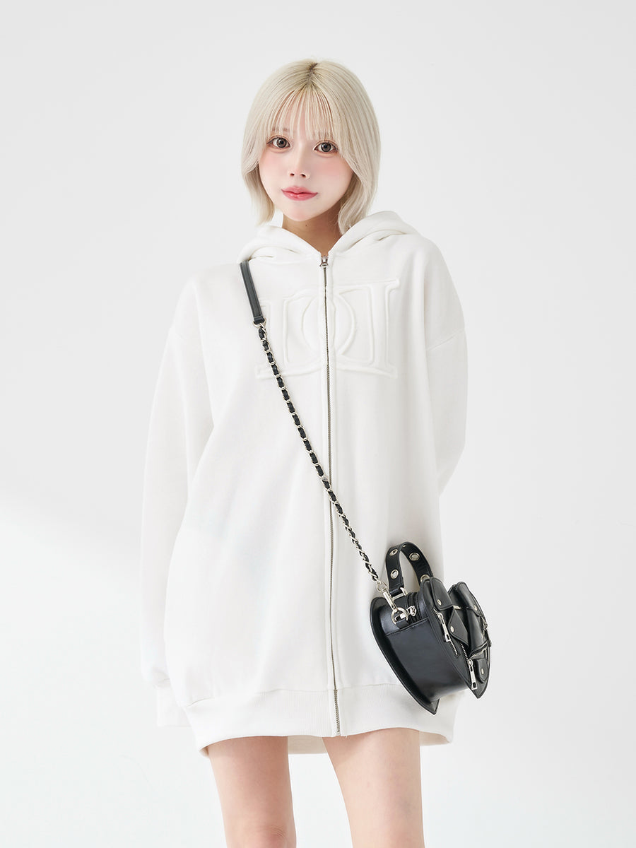 モデル：155cm（着用サイズ：FREE　着用カラー：WHT）