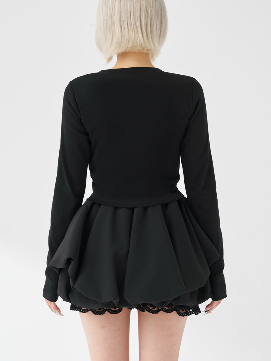 モデル：155cm（着用サイズ：FREE　着用カラー：BLK）