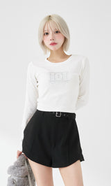 モデル：155cm（着用サイズ：FREE　着用カラー：WHT）