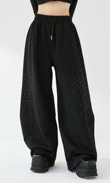 モデル：155cm（着用サイズ：FREE　着用カラー：BLK）