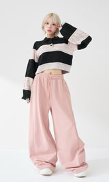 モデル：155cm（着用サイズ：FREE　着用カラー：PNK）