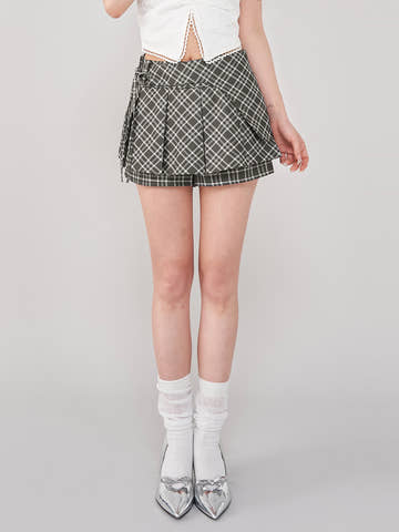 モデル：155cm（着用サイズ：S　着用カラー：GRY）