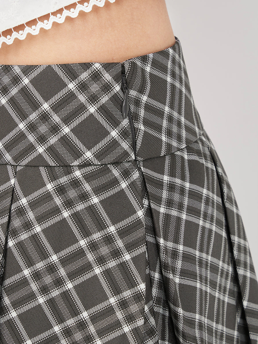 モデル：155cm（着用サイズ：S　着用カラー：GRY）
