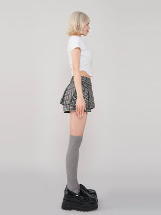 モデル：155cm（着用サイズ：FREE　着用カラー：WHT）