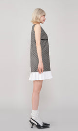 モデル：155cm（着用サイズ：FREE　着用カラー：GRY）