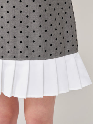 モデル：155cm（着用サイズ：FREE　着用カラー：GRY）