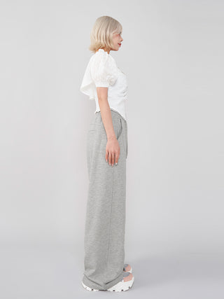 モデル：155cm（着用サイズ：FREE　着用カラー：GRY）