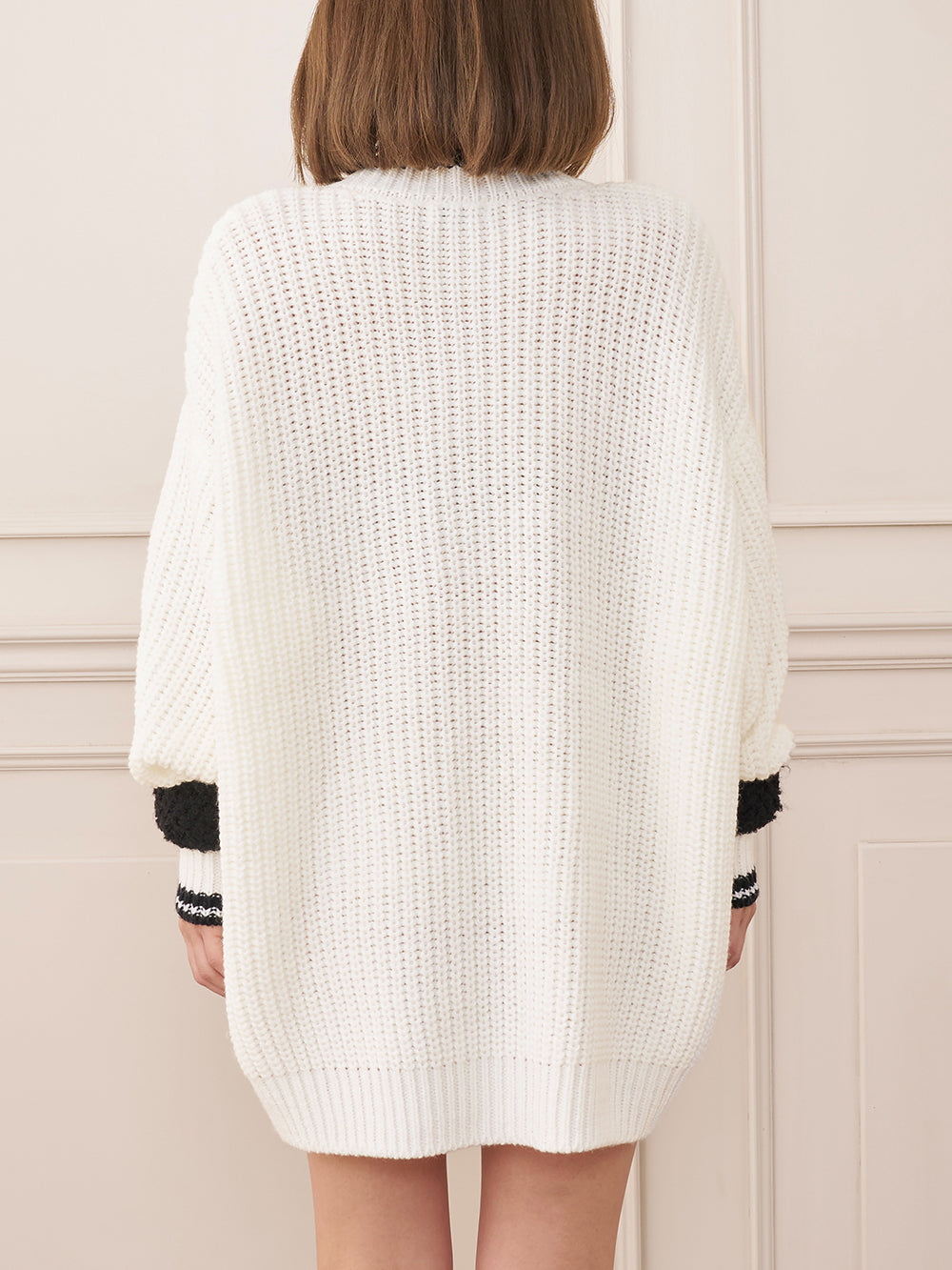 モデル：158cm（着用サイズ：FREE　着用カラー：WHT）