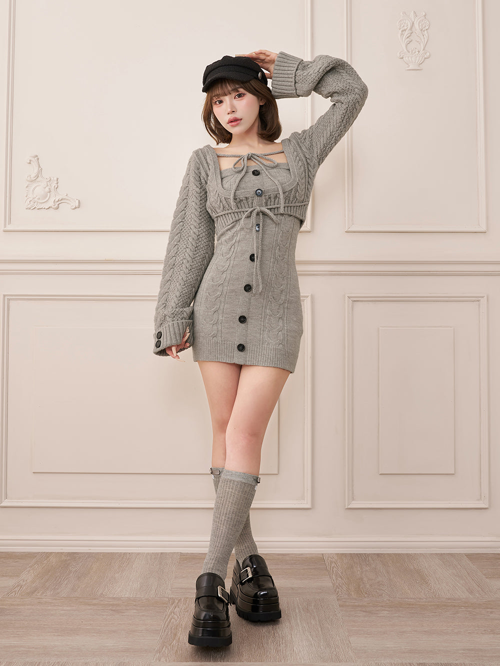 モデル：158cm（着用サイズ：FREE　着用カラー：GRY）
