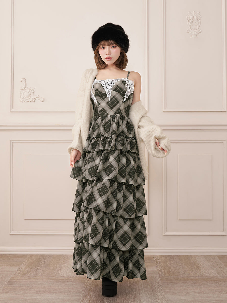 モデル：158cm（着用サイズ：FREE　着用カラー：IVO）
