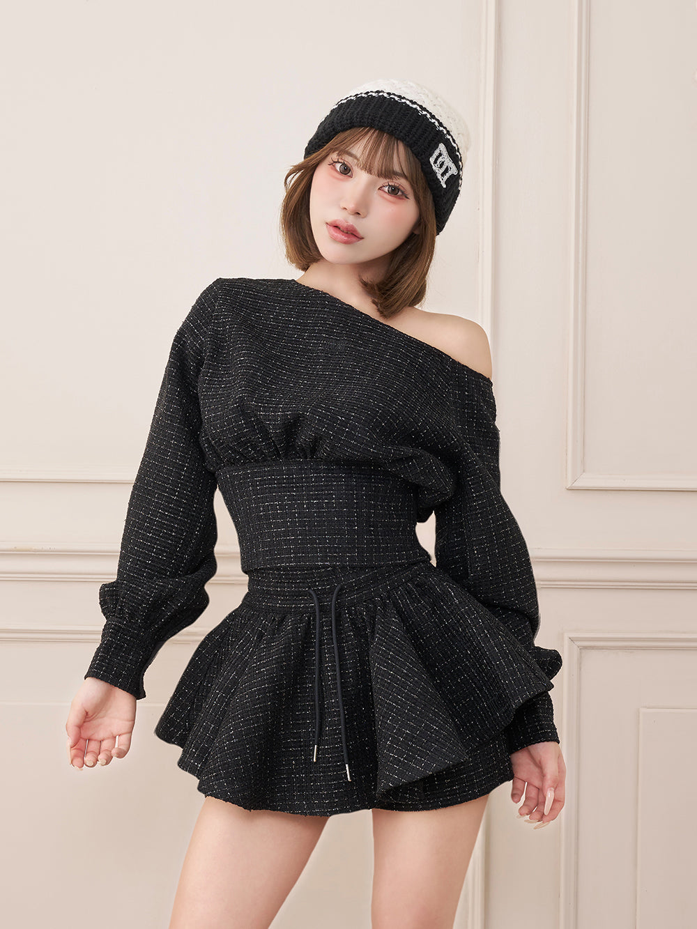 DDロゴフェミニンワンショルツイードセットアップ - blk