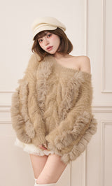 モデル：158cm（着用サイズ：FREE　着用カラー：BEG）