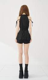 モデル：158cm（着用サイズ：FREE　着用カラー：BLK）