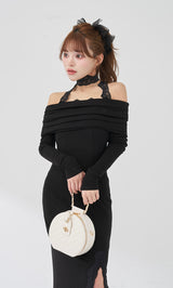 モデル：158cm（着用サイズ：FREE　着用カラー：BLK）