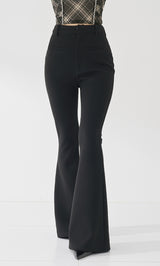 モデル：158cm（着用サイズ：S　着用カラー：BLK）