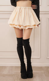 モデル：158cm（着用サイズ：FREE　着用カラー：BLK）