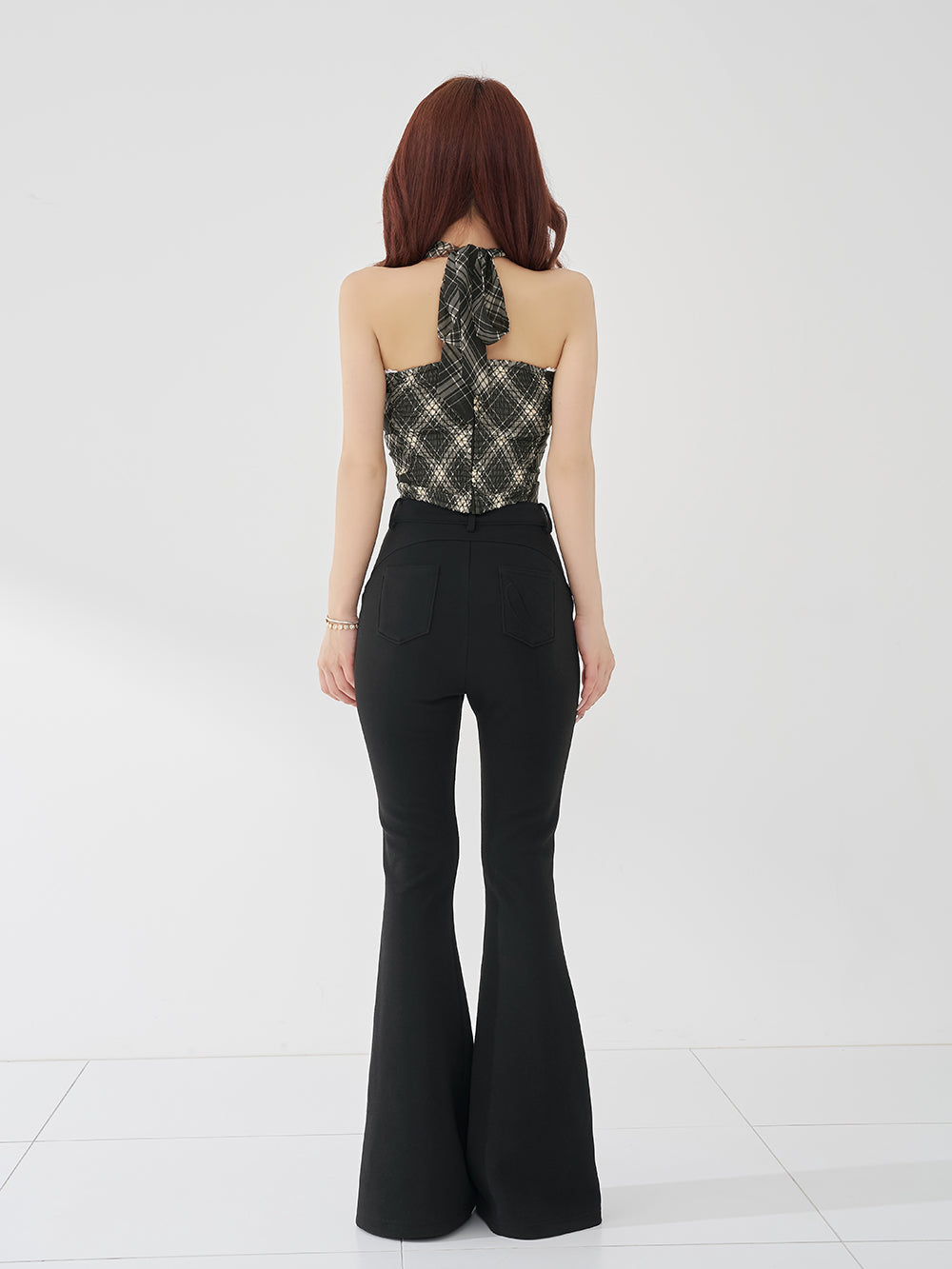 モデル：158cm（着用サイズ：S　着用カラー：BLK）