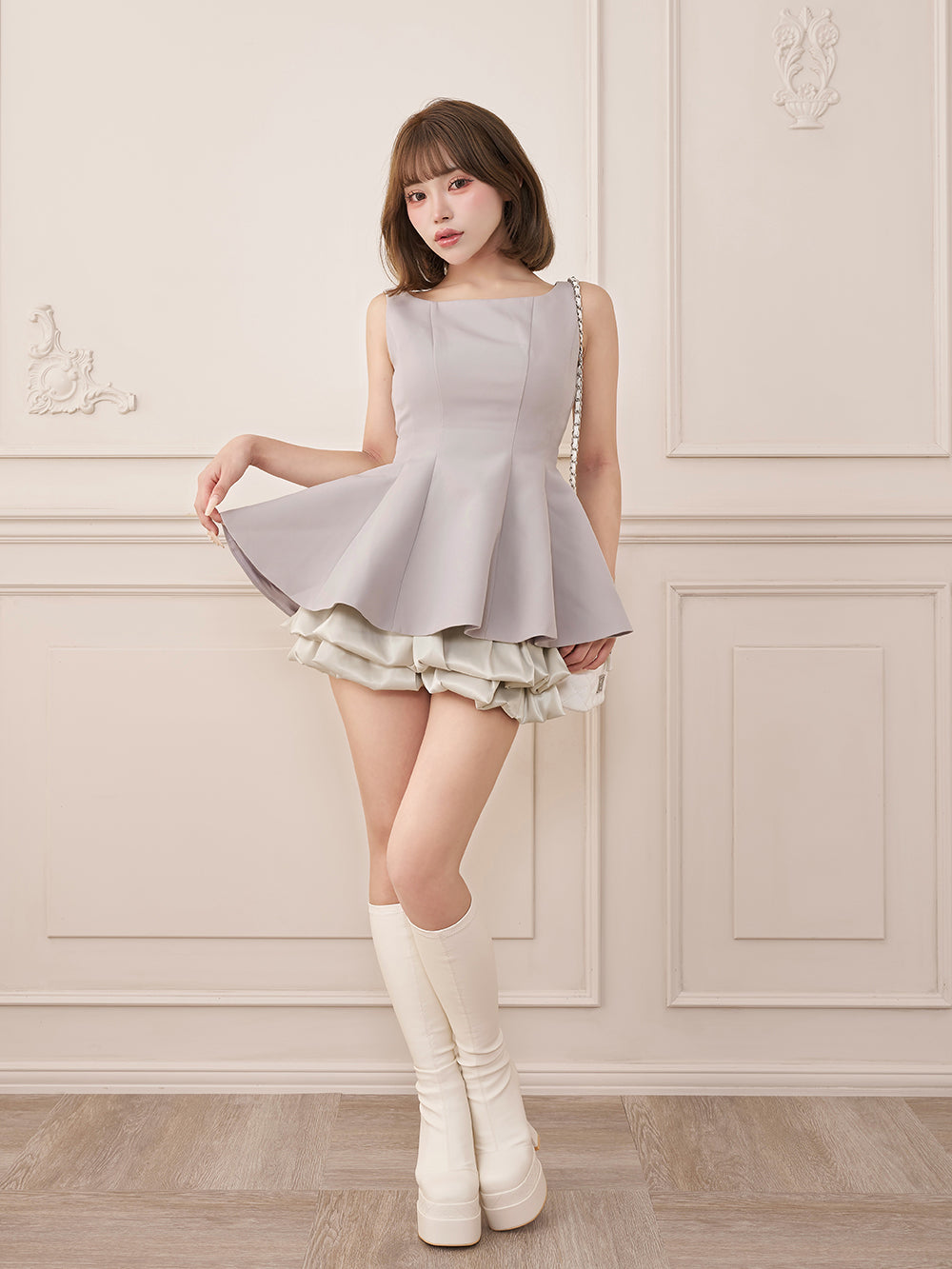 モデル：158cm（着用サイズ：FREE　着用カラー：GRY）