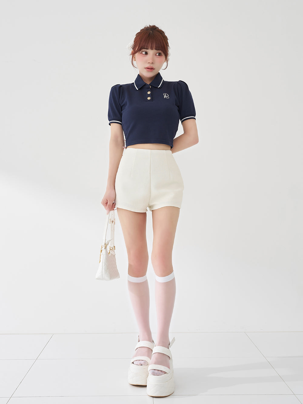 モデル：158cm（着用サイズ：FREE　着用カラー：IVO）