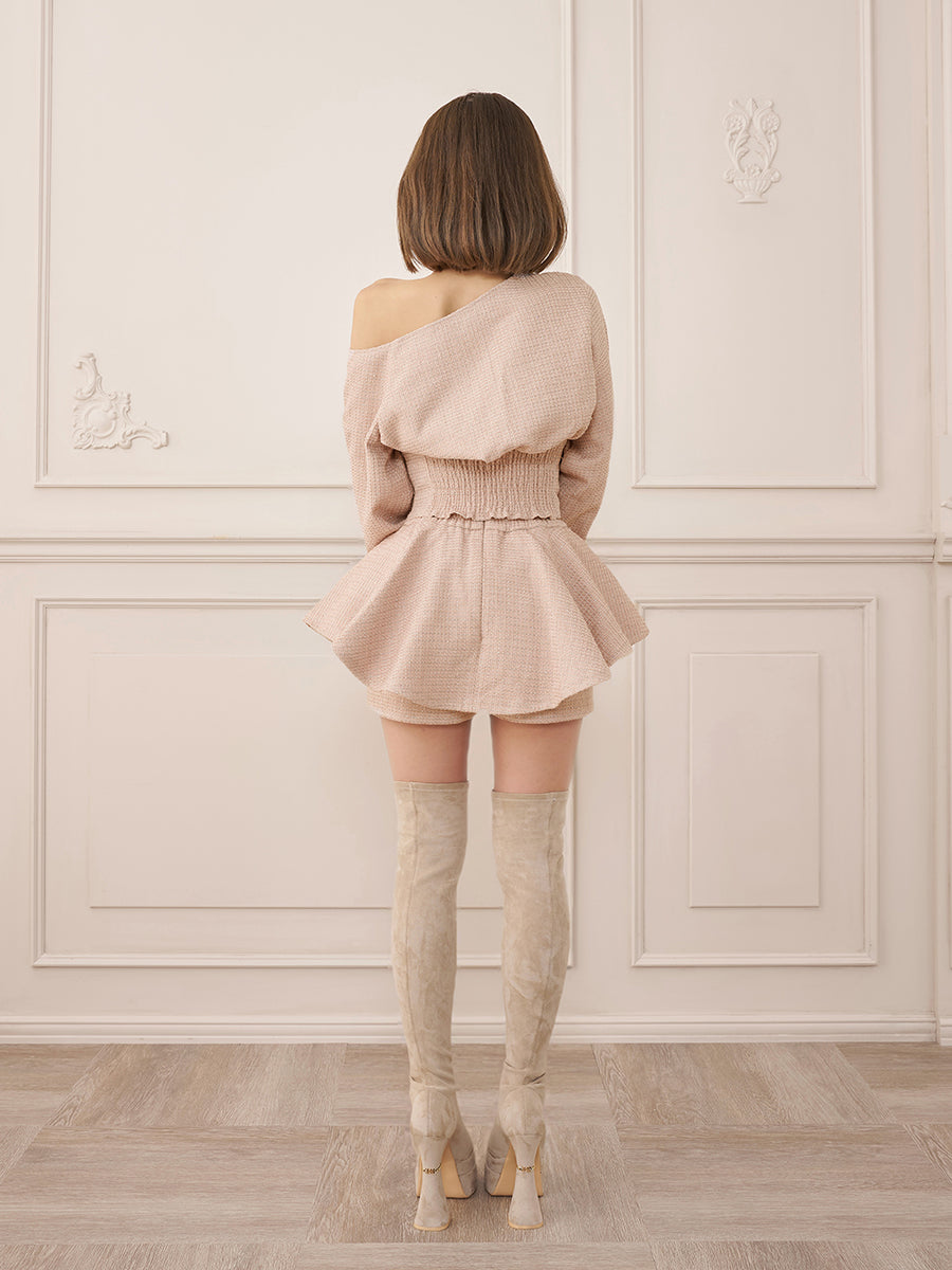 モデル：158cm（着用サイズ：FREE　着用カラー：P-BEG）