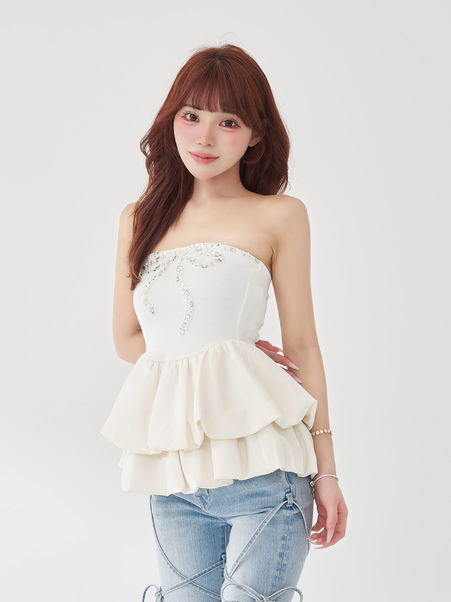 モデル：158cm（着用サイズ：FREE　着用カラー：WHT）