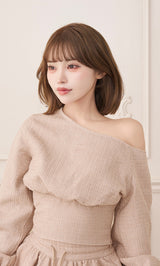 モデル：158cm（着用サイズ：FREE　着用カラー：P-BEG）